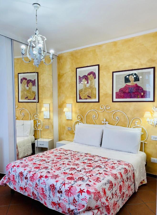 Appartamento Anna Sul Lago Di Garda - Citycenter 데센자노델가르다 외부 사진